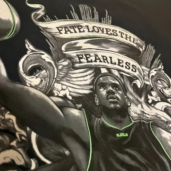 LeBron James Nike Dry Fit Tee - Picture 3 of 5